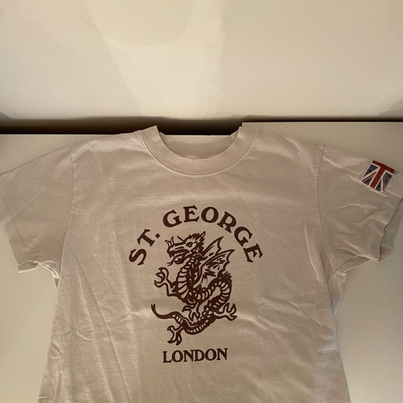 Brandy Melville St George t-shirt top - Picture 2 of 5
